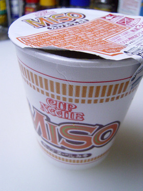 20070106cupnoodlemiso.jpg